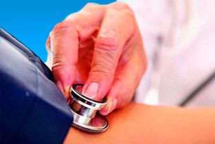 Miessung vum Blutdrock fir Diagnos vun Hypertonie